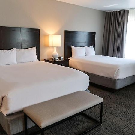 Oxford Suites Portland - Jantzen Beach Exteriör bild