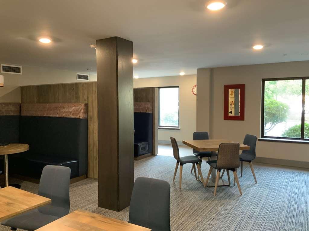 Oxford Suites Portland - Jantzen Beach Rum bild