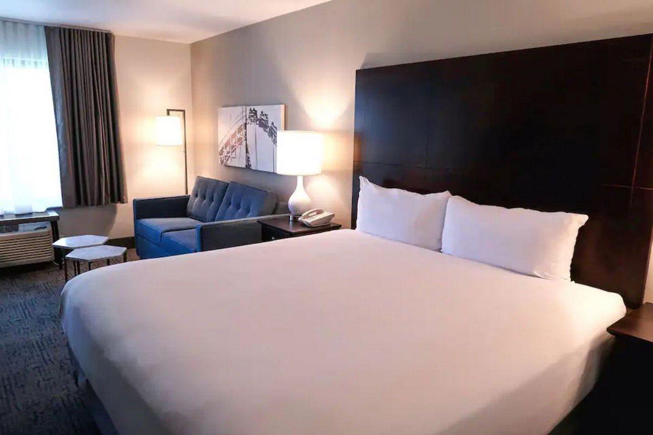 Oxford Suites Portland - Jantzen Beach Exteriör bild